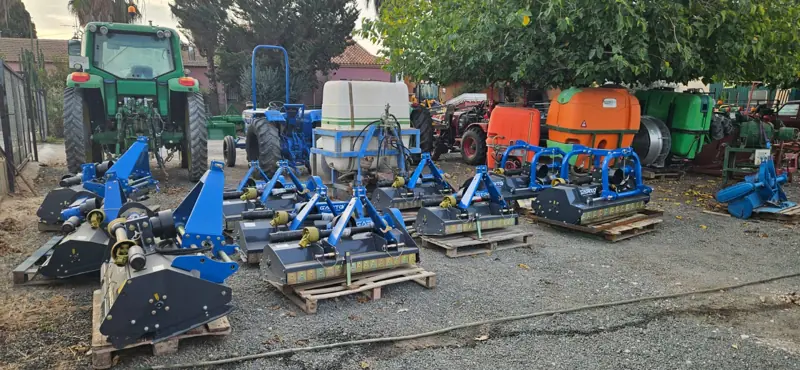 Trituradoras azules para tractor pequeño